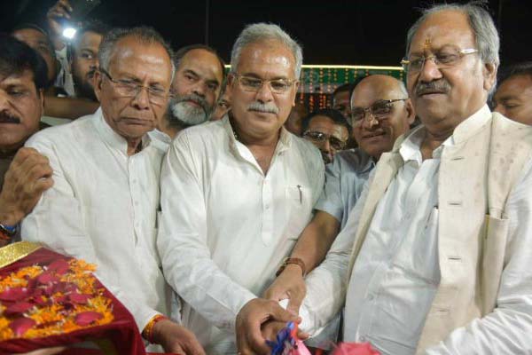 CM-Opening-flyover-and-over-pass-in-raipur