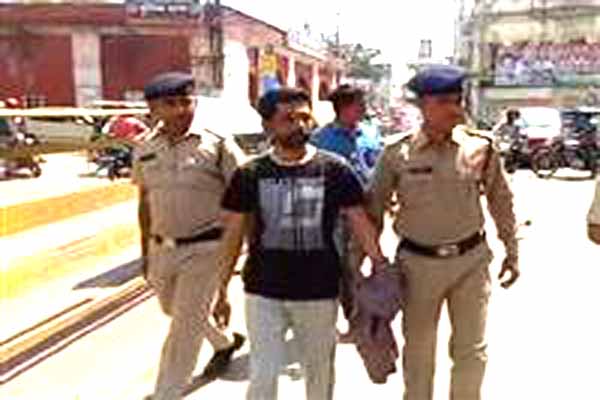 Arrested policeman abusive businessman