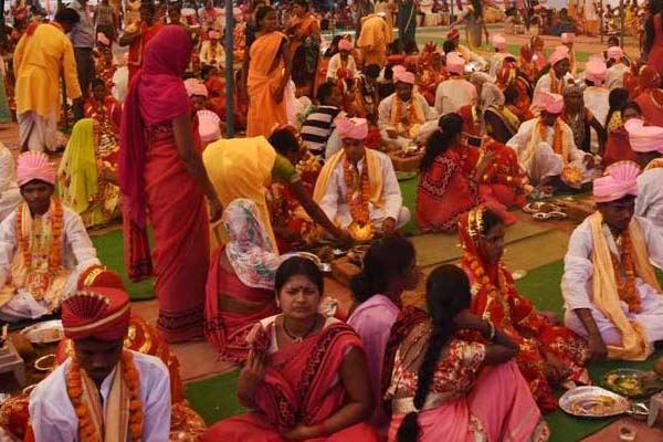 mass marriages in nagfani of Dantewada