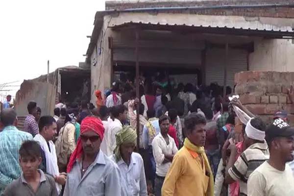 Crowded crowd in the storeroom, 7 crore liquor sold in 4 days