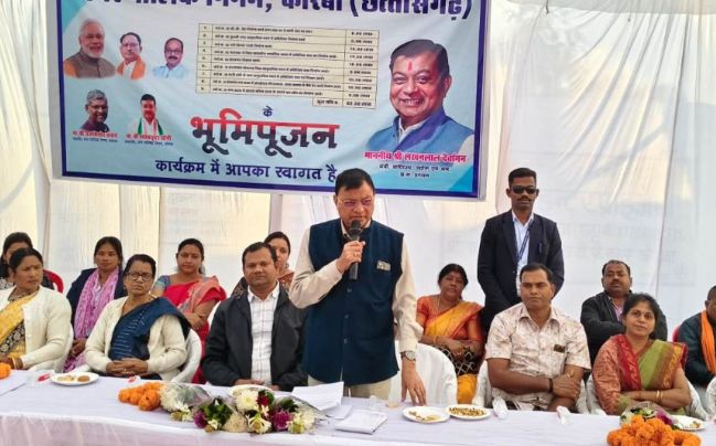 उद्योग मंत्री ह टीपी नगर जोन के चार वार्ड म रखे गिस 82.58 लाख के कार्य के आधारशिला ndustries Minister laid the foundation stone of work worth