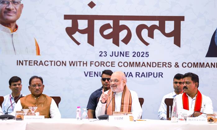 अमित शाह ने सुरक्षा बलों के जवानों के साथ किया संवाद 1750691610 ac8406b693746f6d562e