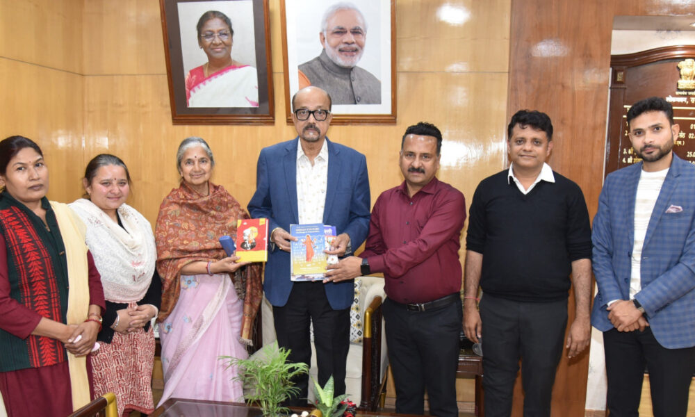 Officials of Vivekananda Kendra paid a courtesy call on Governor Deka