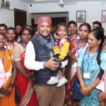 वनमंत्री श्री केदार कश्यप से बीजापुर के पंच सरपंचों ने की सौजन्य भेंट