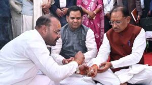 अस्पताल उद्घाटन