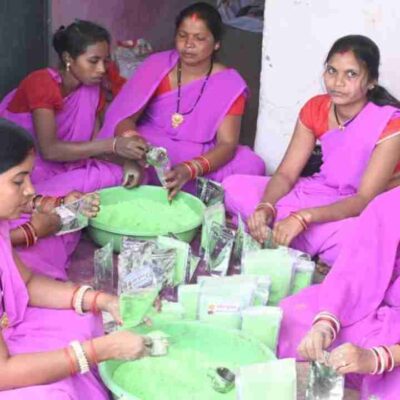 स्वयं सहायता समूह