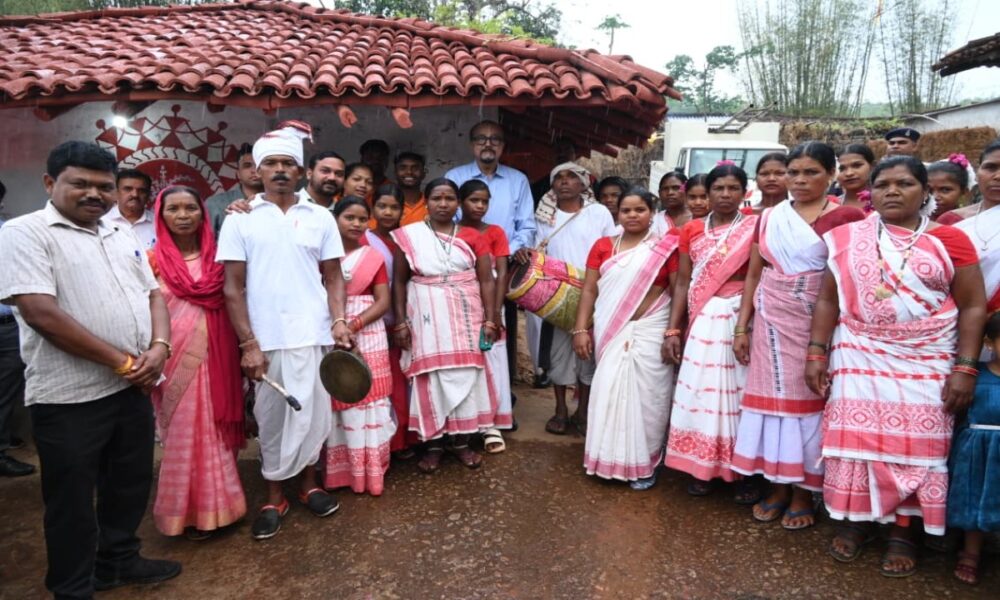 1775384322 56987debb7064becc73e