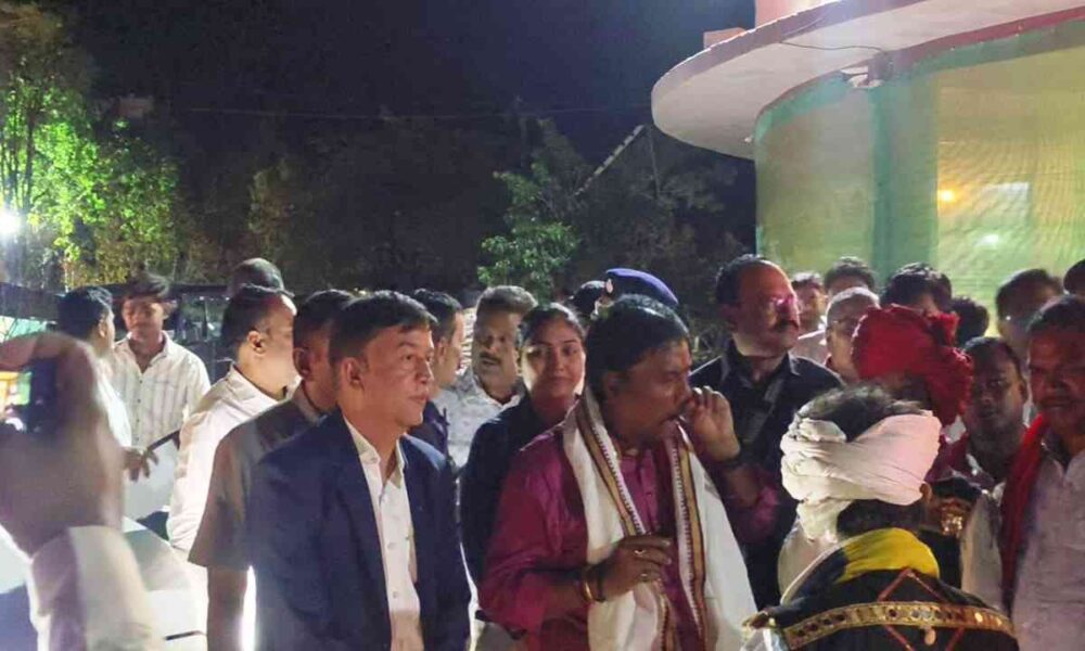 Minister Kedar Kashyap