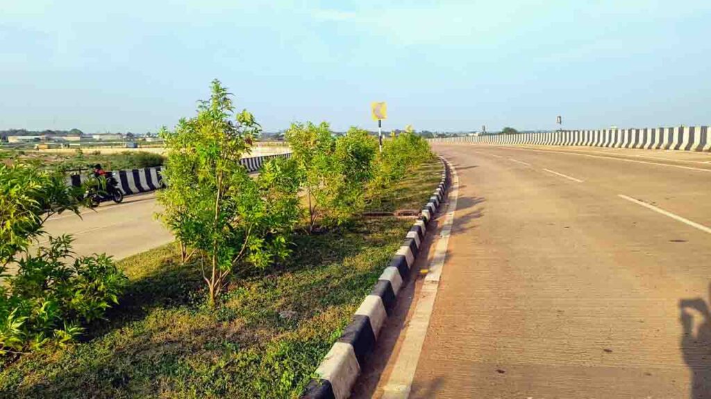 सड़क 02