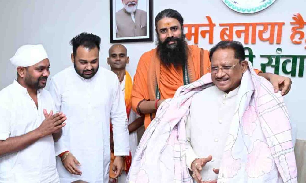 स्वामी राजीव लोचन दास